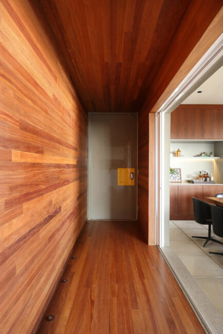 Box Arquitetura - Revestimento de painel, forro e assoalho em Cumarú 7cm. — foto 1 de 2