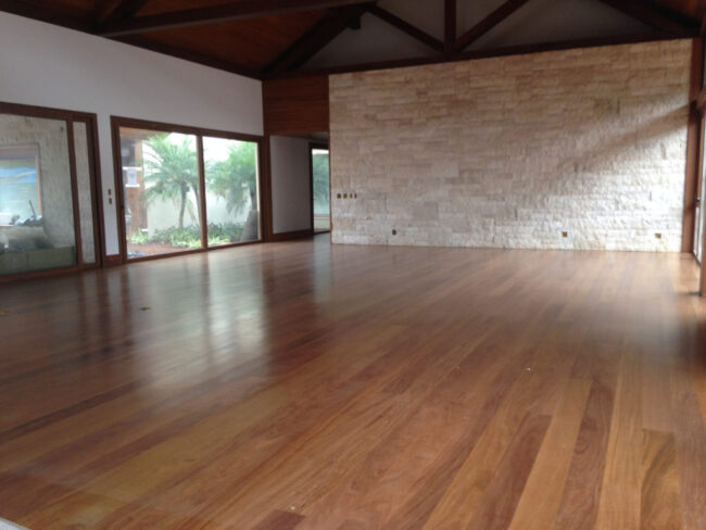 Fazenda Boa Vista - Assoalho e escada em Cumarú — foto 2 de 6